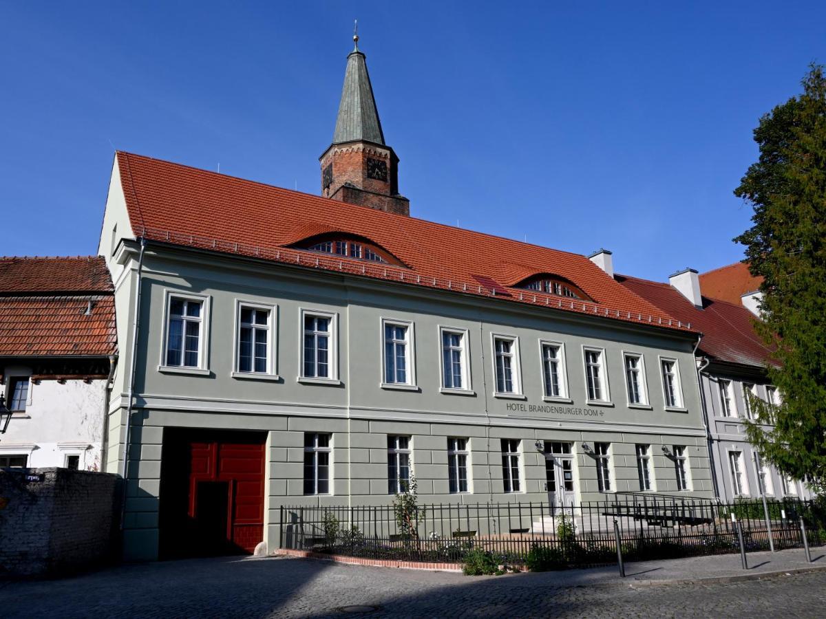 Hotel Brandenburger Dom Бранденбург Екстериор снимка