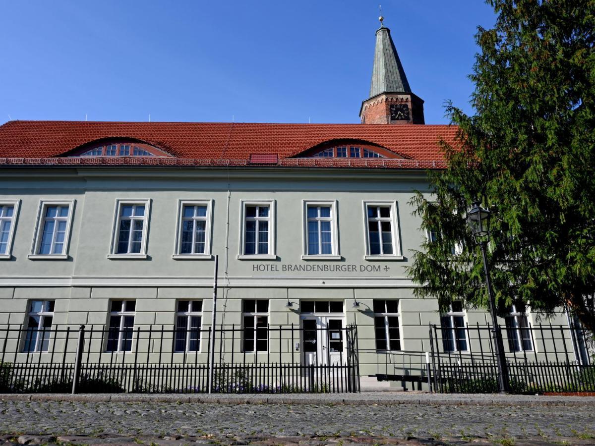 Hotel Brandenburger Dom Бранденбург Екстериор снимка