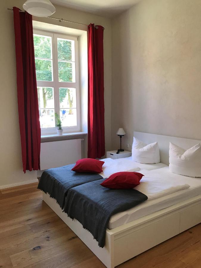 Hotel Brandenburger Dom Бранденбург Екстериор снимка