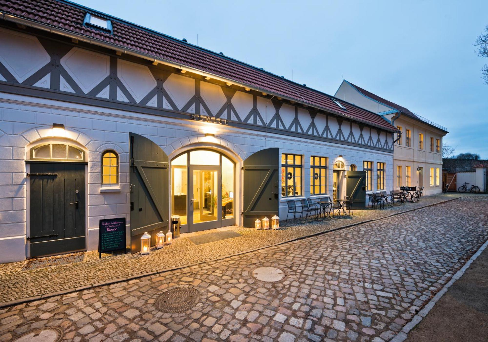 Hotel Brandenburger Dom Бранденбург Екстериор снимка